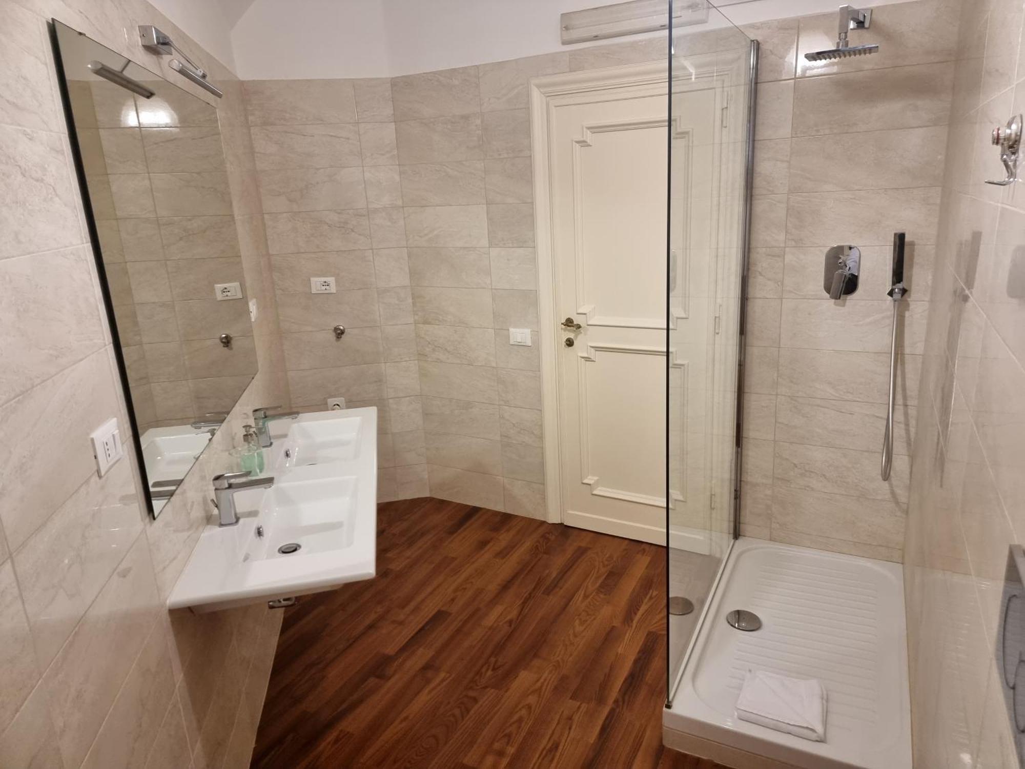 Luxury 2 Bedroom Apartment In The Heart Of Roma Exteriör bild